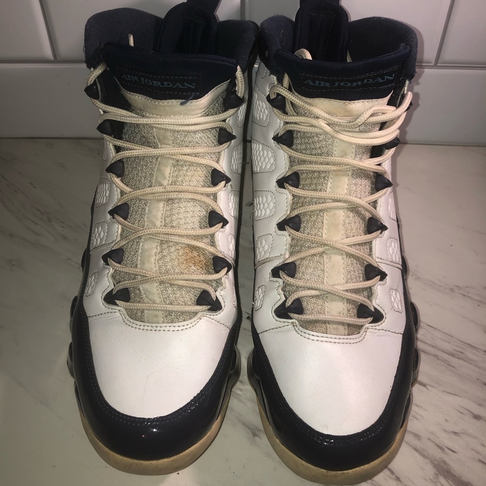 The AIR JORDAN 9 RETRO (MENS)  'UNIVERSITY BLUE'